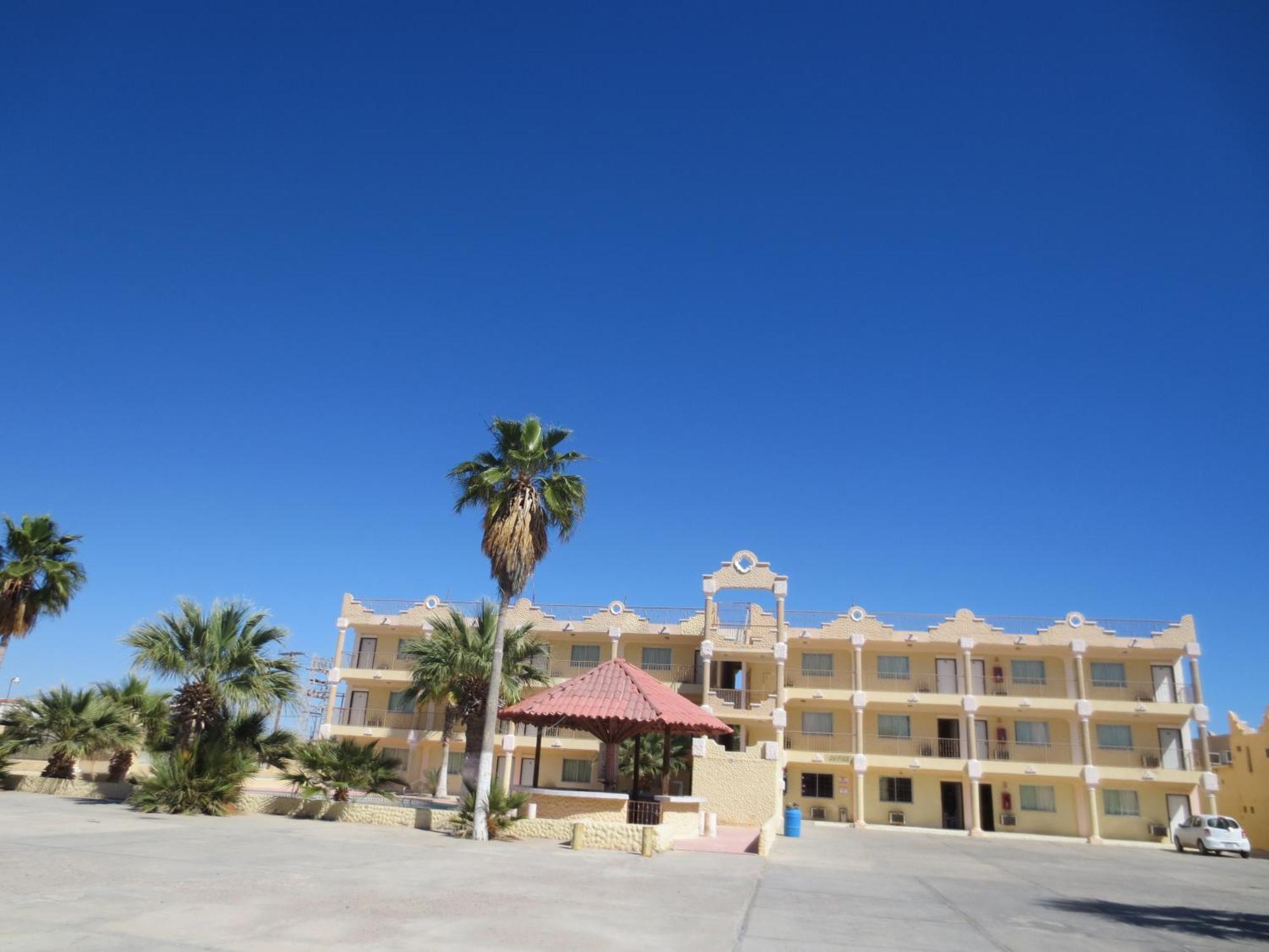 Hotel Plaza Penasco Пуэрто-Пеньяско Экстерьер фото