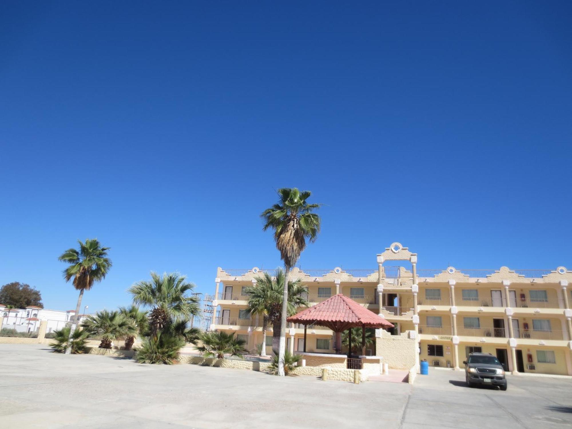 Hotel Plaza Penasco Пуэрто-Пеньяско Экстерьер фото